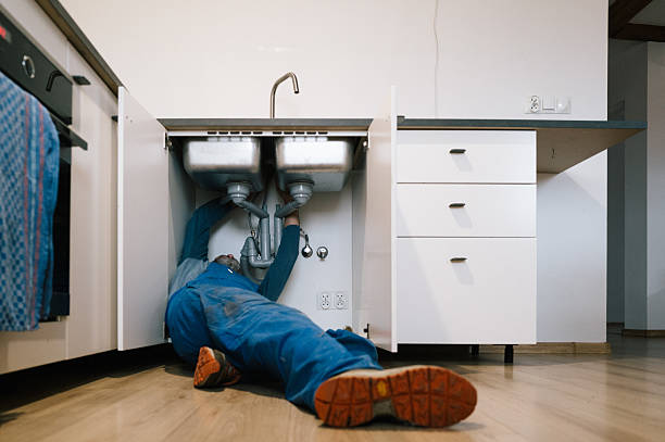 Professional Leak Detection technician working in Dry Branch, GA